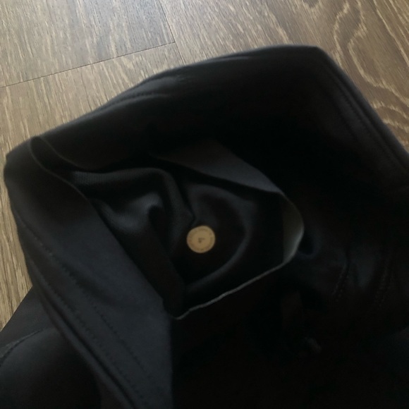 lululemon leggings - Picture 3 of 7